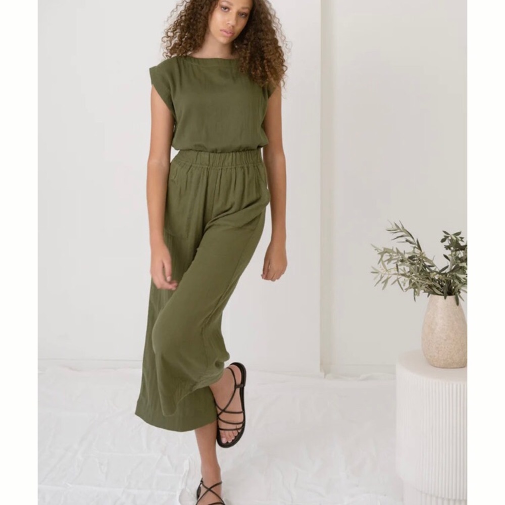 NWT LAUDE THE LABEL Everday Crop Eden Pants Size S